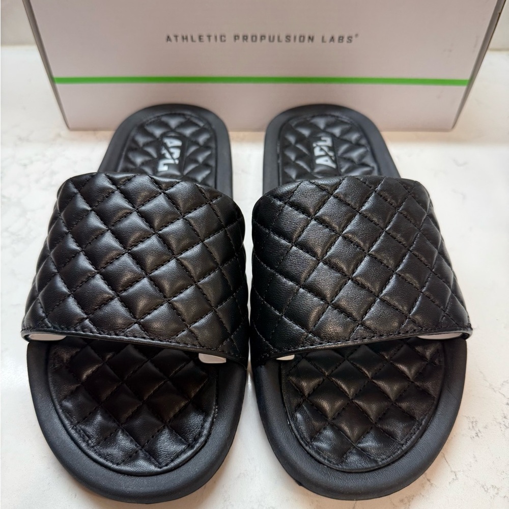 APL Quilted Black Slides